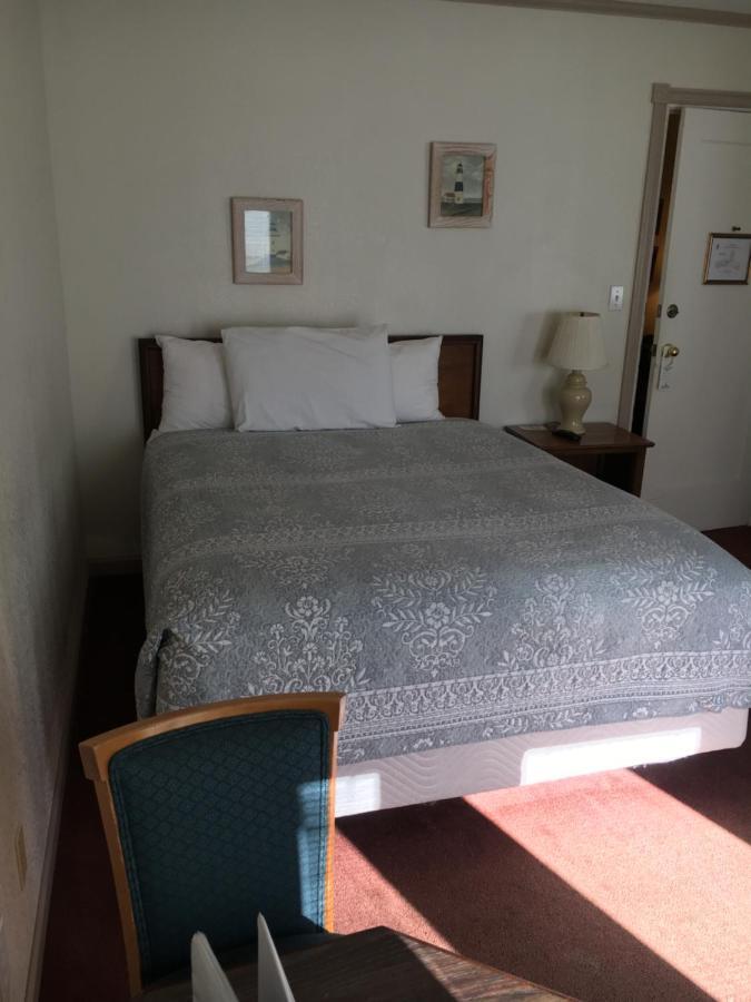 Lighthouse Inn Florence Esterno foto